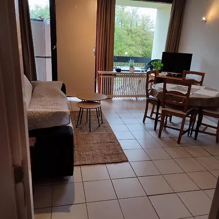 アパート Your In - La Calamine- Cosy In The Ardennes -three-country Point - Neu-moresnet ケルミス